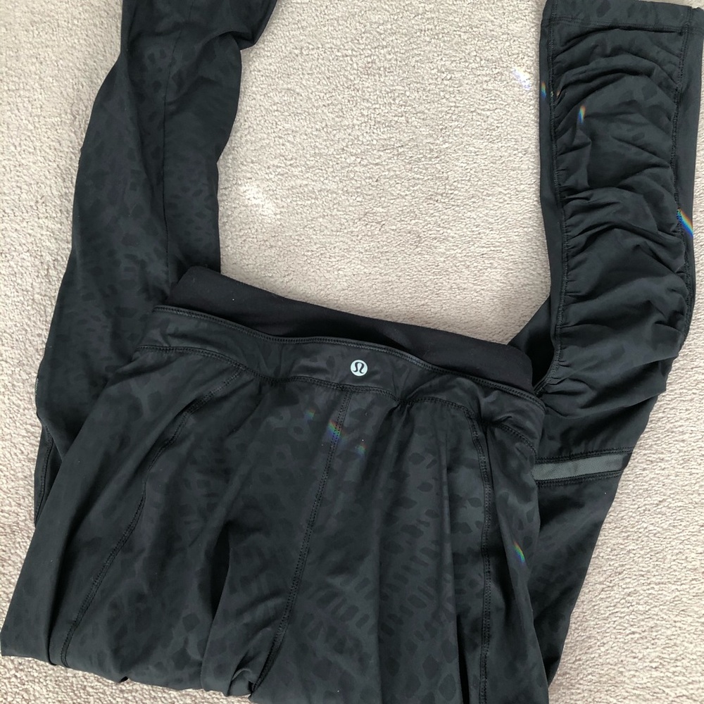 Lululemon Runderful Pants - Picture 6 of 7